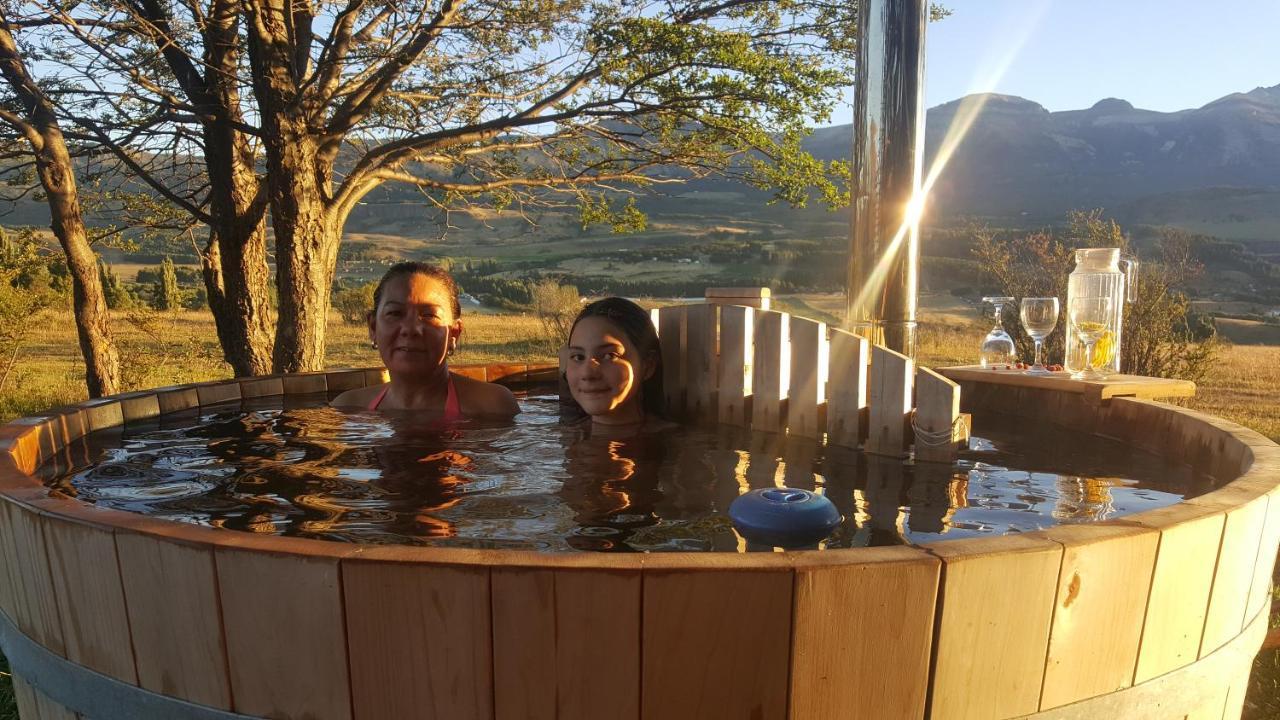 Glamping Patagonia Nativa Rural Hotel Coyhaique Ngoại thất bức ảnh